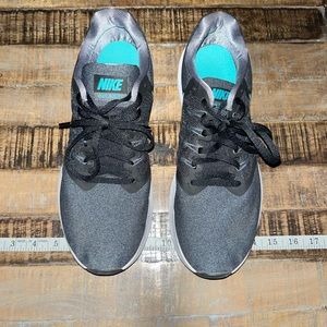 NIKE | Nike Women’s Run Swift Running Shoe Size 11